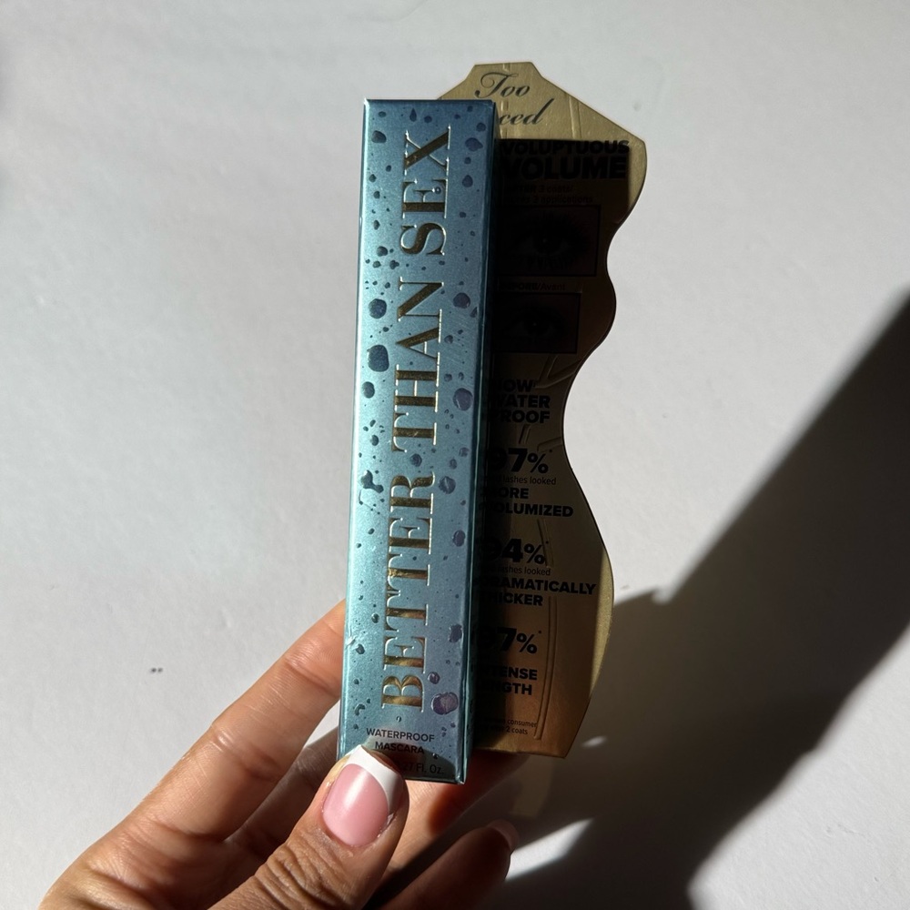 Too faced “Better than Sex” Waterproof Mascara